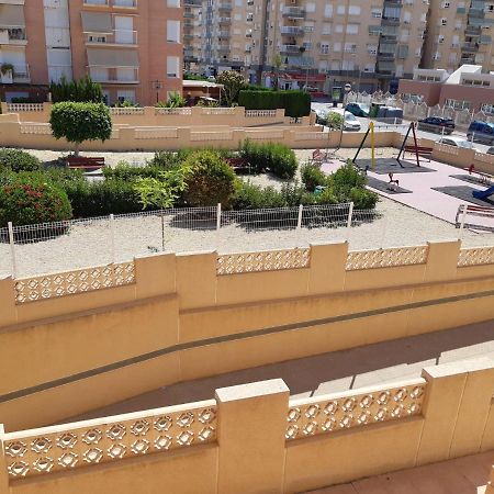 شقة Amplio Piso Con Vistas A La Playa De Poniente أغيلاس المظهر الخارجي الصورة